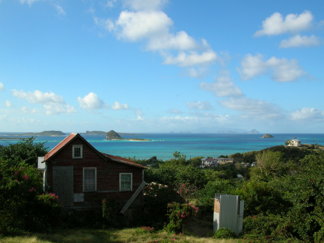 Tiny Islands in the Caribbean For You to Explore 2