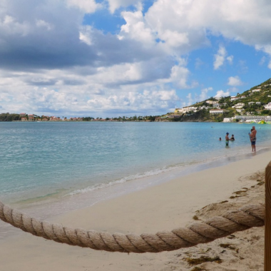 Organise Your Stay at a St. Martin_ St. Maarten Bed and Breakfast- Foodica